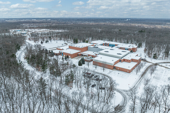 Orchard View High School is located in Muskegon, Michigan.