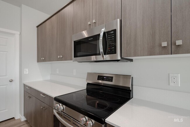 3823 E Jamestown Dr, Nampa, ID 83686 - photo 5