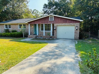 904 Stanton Ave, Waycross, GA 31503
