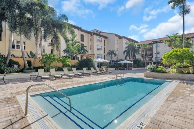 Madison at St. Petersburg unit 227, Saint Petersburg, FL 33701 - photo 3