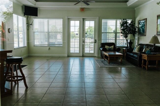 6446 Cypressdale Dr unit 201, Riverview, FL 33578 - photo 5