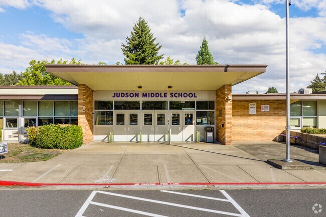 Judson Middle School on Jones Rd SE welcomes students from the Faye Wright neighborhood.