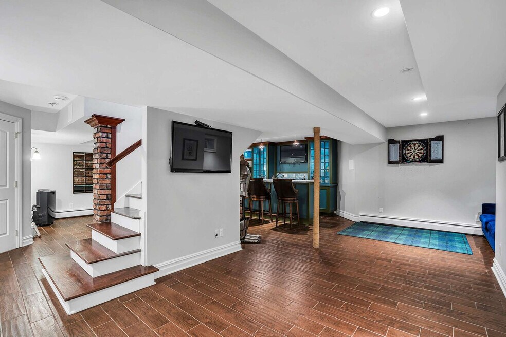 1025 Peconic Bay Blvd unit ID1321343P, Laurel, NY 11948 - photo 1