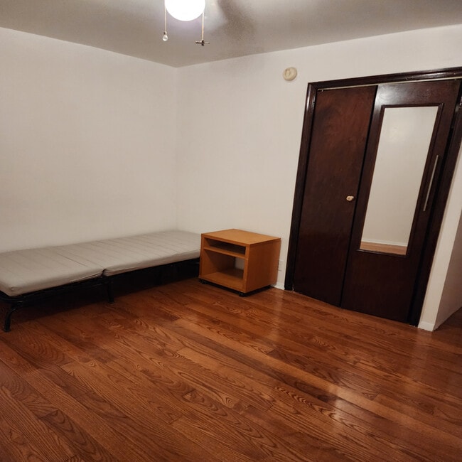 1025 Christian St unit 3R, Philadelphia, PA 19147 - photo 4