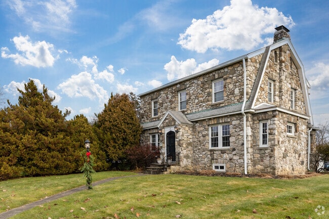 If cottages are your fancy, Poughkeepsie has you covered.