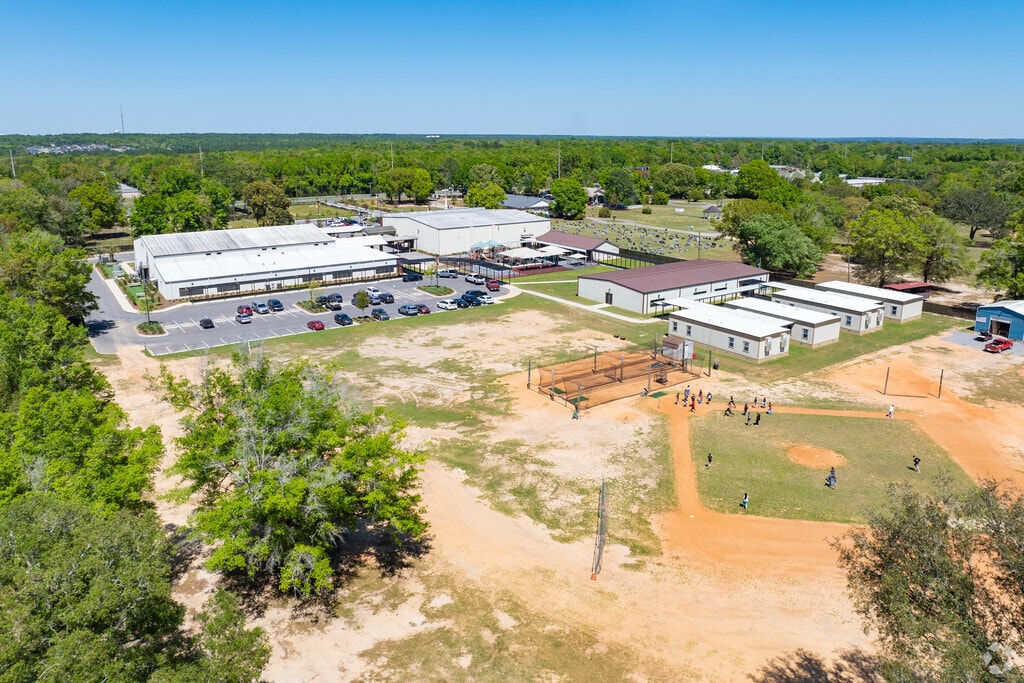 West Florida Baptist students enjoy baseball.