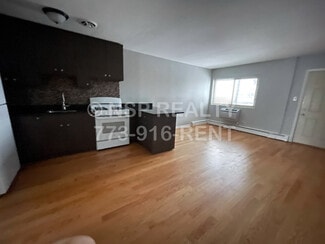 8504 Waukegan Rd, Morton Grove, IL 60053