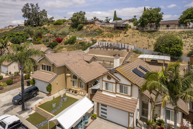 Living at East Hil Drive with easy access to the Imperial Avenue in Jamacha Lomita.