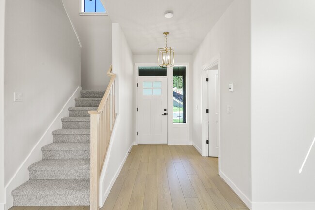 404 W 20th Way, La Center, WA 98629 - photo 7