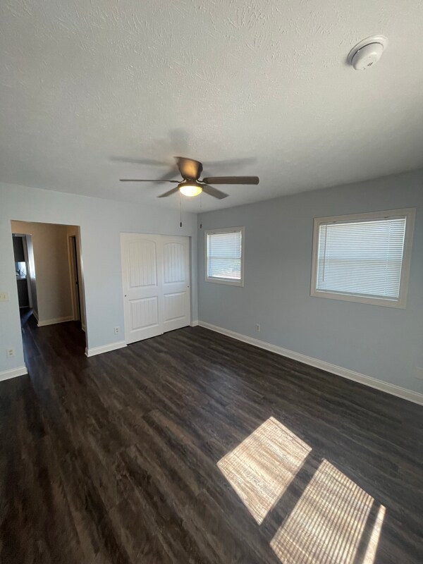 4133 S Dixie Dr unit 2, Moraine, OH 45439 - photo 4
