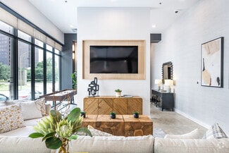 400 Waterside Dr, Norfolk, VA 23510