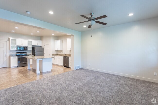 3BR, 2.5BA - 1,557SF - Living Room