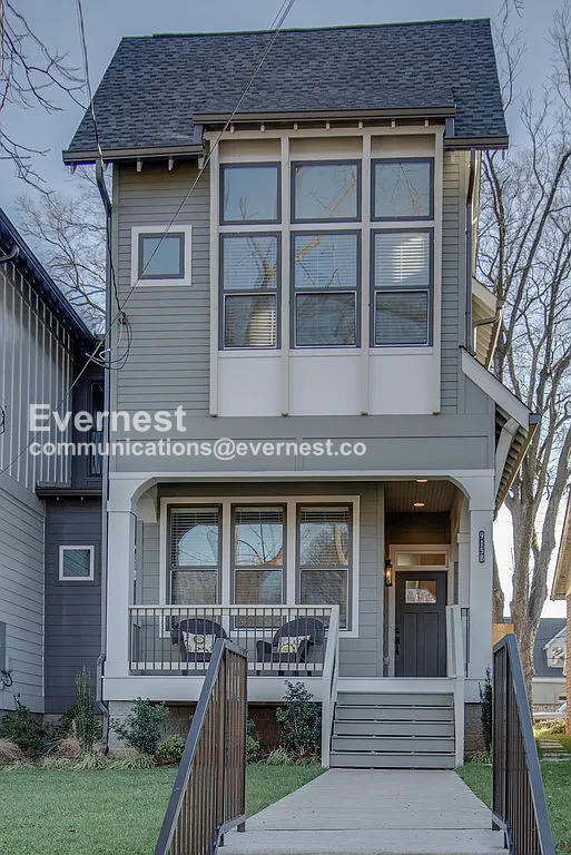 915B Caruthers Ave, Nashville, TN 37204