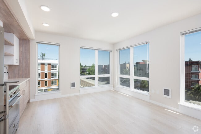 1BD, 1BA - 519-686SF