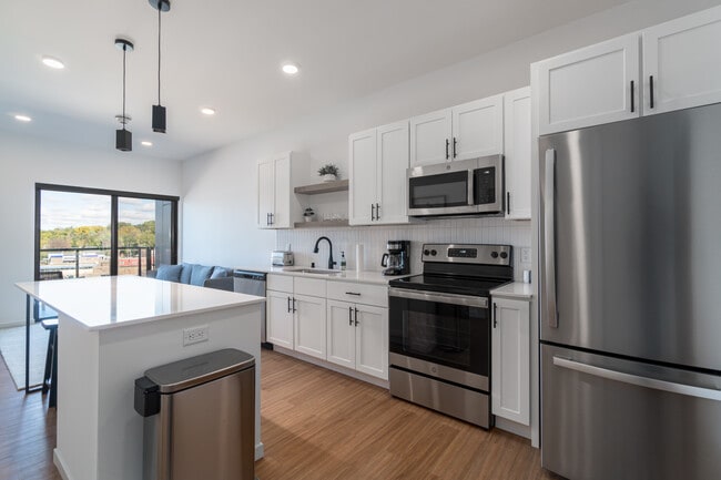 Andante, Eau Claire, WI 54703 - photo 4