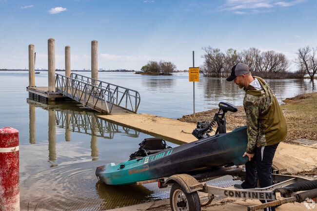 Boat Ramp and Dock at Willow Grove Park