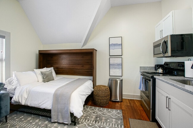 1848 E 89th St unit ID1061085P, Cleveland, OH 44106 - photo 4