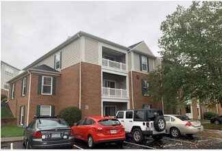 215 S Knollwood Dr Unit 4102, Blacksburg, VA 24060
