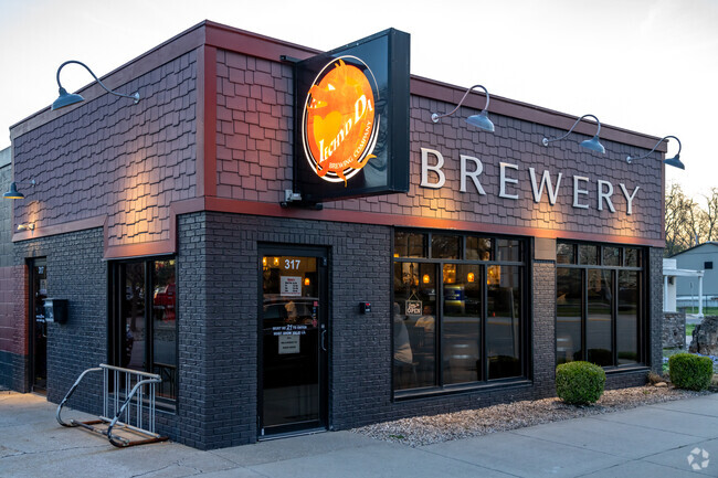 Locally-owned restaurants, like Iechyd Da Brewing, are within walking distance of Willowdale.