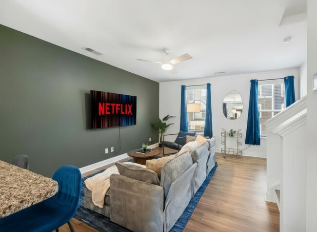 3121 Banyan Btm Ln unit ID1367332P, Charlotte, NC 28216 - photo 3