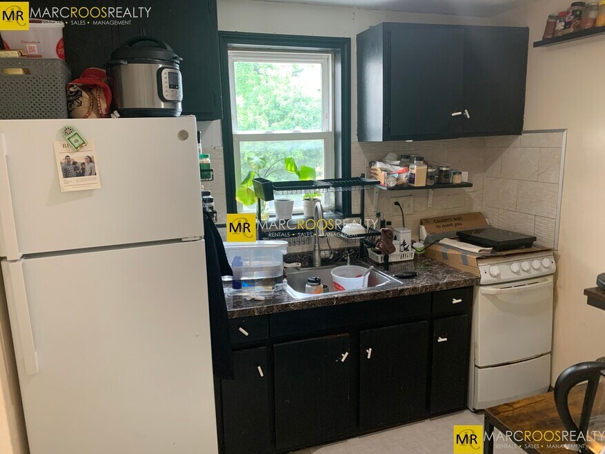 178 Brighton Ave unit 10, Allston, MA 02134 - photo 1