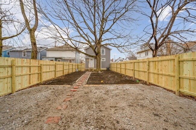 1408 S Ohio Ave, Columbus, OH 43206 - photo 2