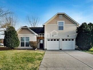 432 Creekside Ln, Spring Hill, TN 37174