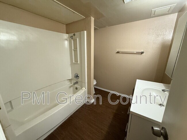 917 N Yale Ave unit 101, Tulsa, OK 74115 - photo 6