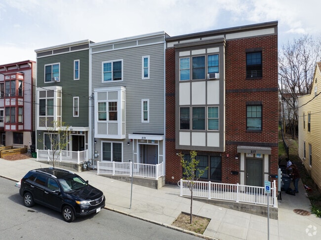 Townhomes can be found in the Sheridan Hollow neighborhood.