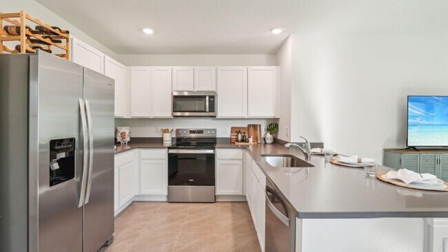 4415 Sand Dollar Way, Zephyrhills, FL 33541 - photo 3