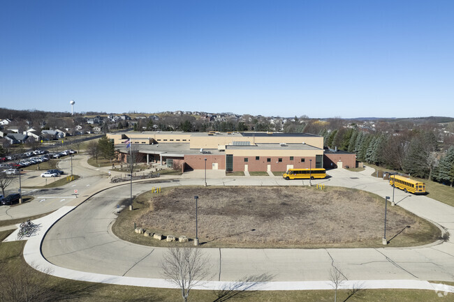 Rome Corners Intermediate School in Oregon is located at 1111 S Perry Parkway.