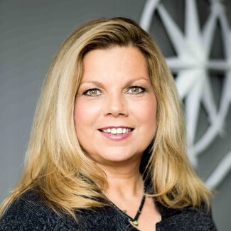 Connie Leonard