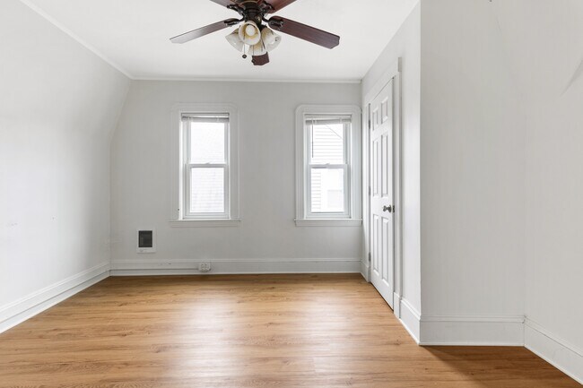 268 Willow Ave unit 3, Somerville, MA 02144 - photo 4