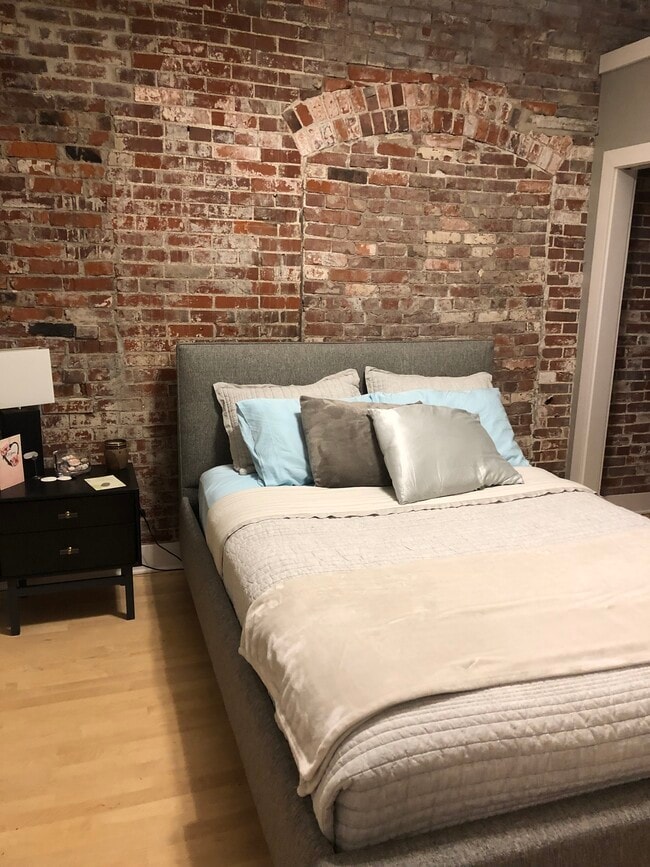 127 E Main St unit 3, Marshalltown, IA 50158 - photo 3