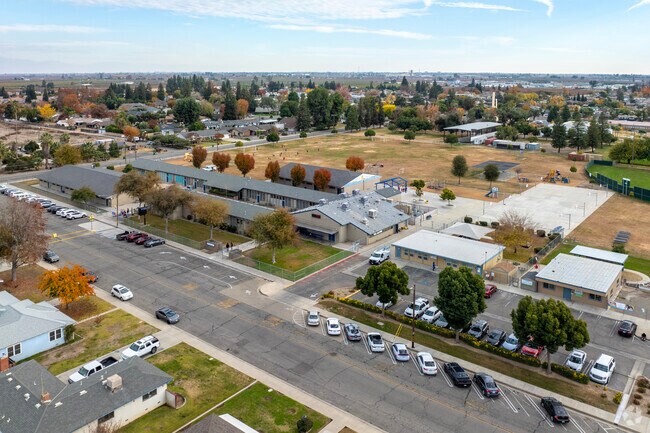The campus of Woodrow Wilson Elementary School in Selma.