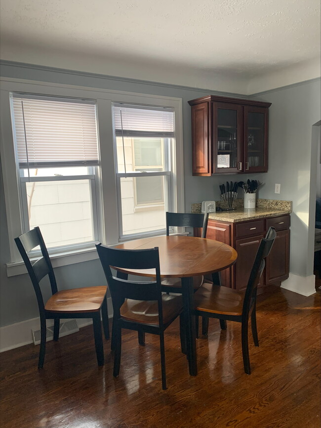 428 E Hayes Ave, Hazel Park, MI 48030