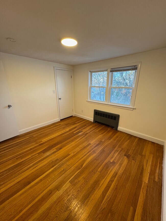 115 Vermont St unit 1, West Roxbury, MA 02132 - photo 7