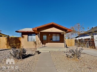 1042 W Taylor St, Phoenix, AZ 85007
