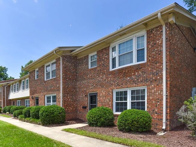 Come See why Our Residents Love Living Here!