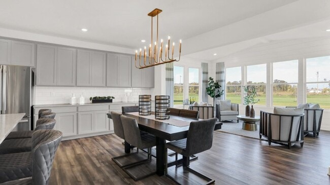 8807 Hardin St, Fortville, IN 46040 - photo 5