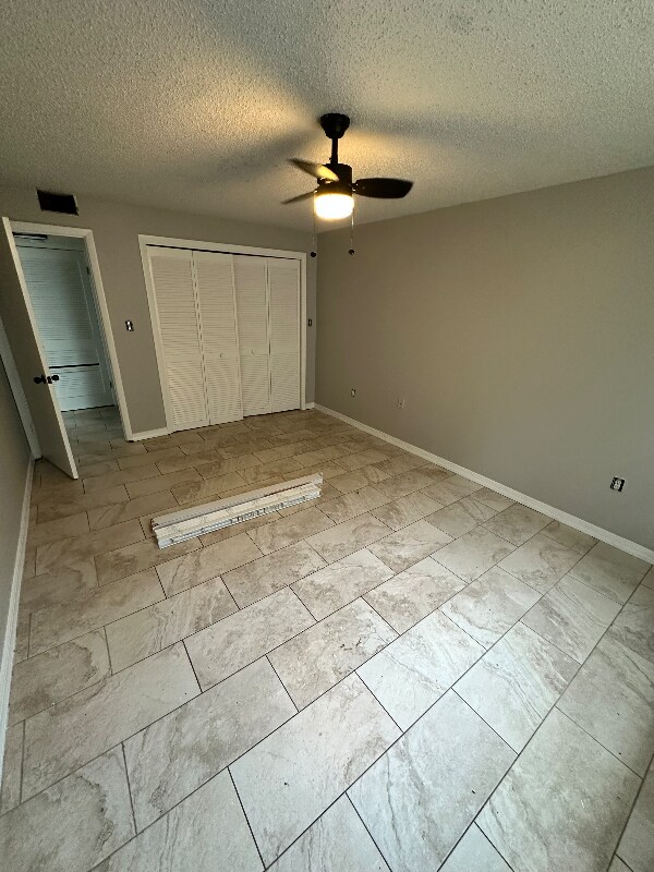 9208 N Connechusett Rd unit B, Tampa, FL 33617 - photo 5