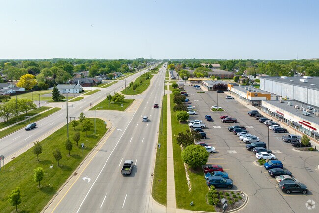 Fort Street in Riverview is a key corridor for shopping, dining, and local services.