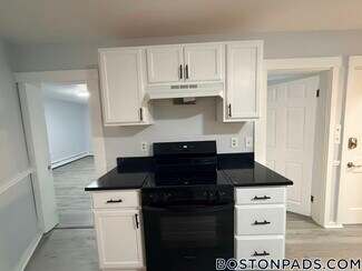 32 Worcester St Unit 32-2, Southbridge, MA 01550