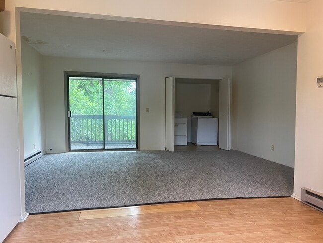 1020 Broadway St unit B4, Martins Ferry, OH 43935 - photo 7