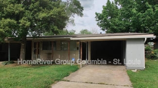830 Loyola Dr, Florissant, MO 63031