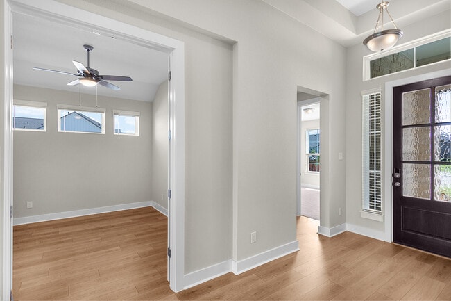 128 Sandrock Trail, Georgetown, TX 78633 - photo 3