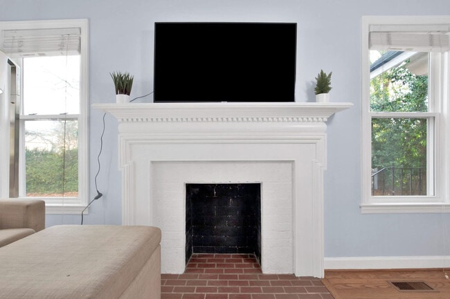 1713 Fort Bragg Rd unit ID1367383P, Fayetteville, NC 28303 - photo 3