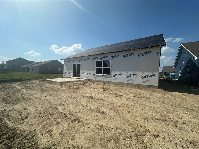 278 Evening Bay Ct, Pendleton, IN 46064 - photo 3