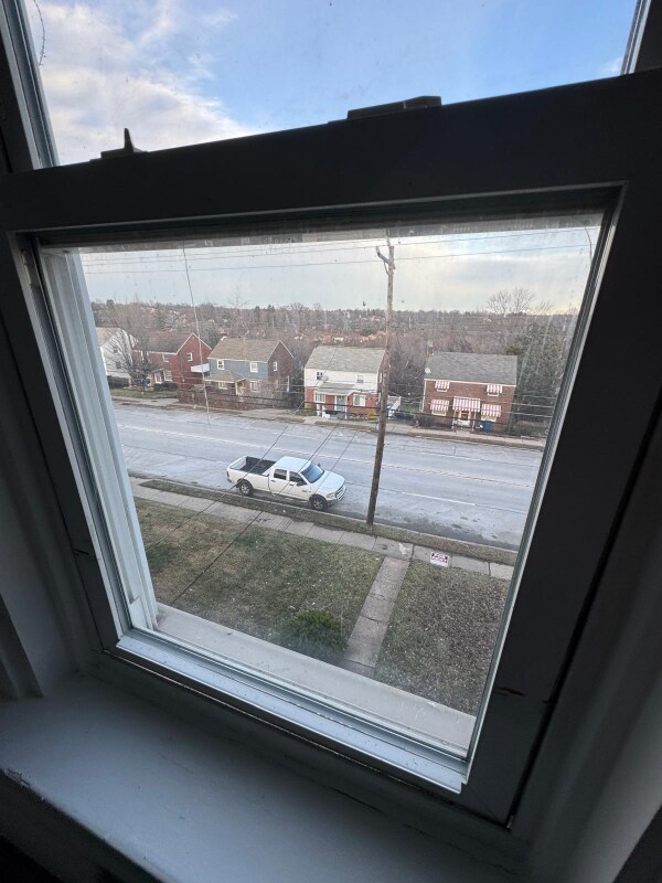 4228 Greensburg Pike unit 3, Pittsburgh, PA 15221 - photo 3