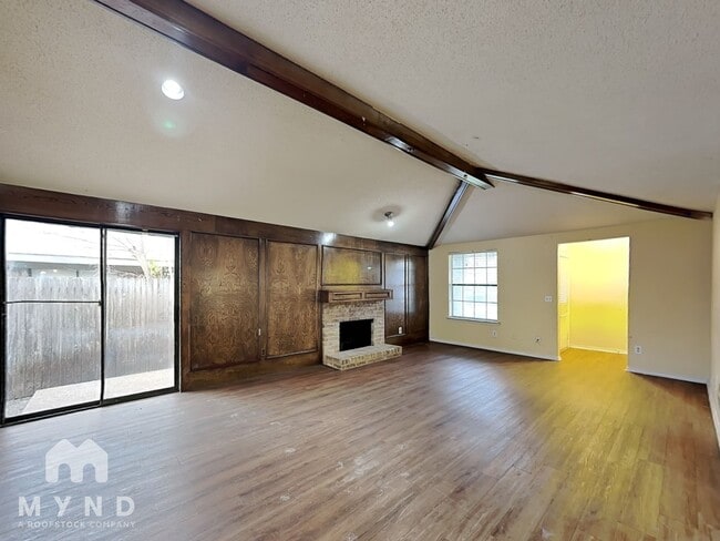 11809 Garden Terrace Dr, Dallas, TX 75243 - photo 2